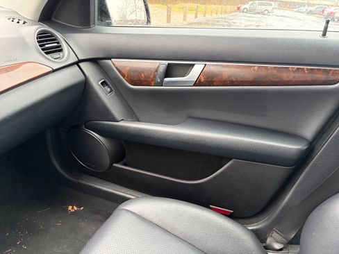 Used 2013 Mercedes-Benz C 300 4MATIC Sedan image 13