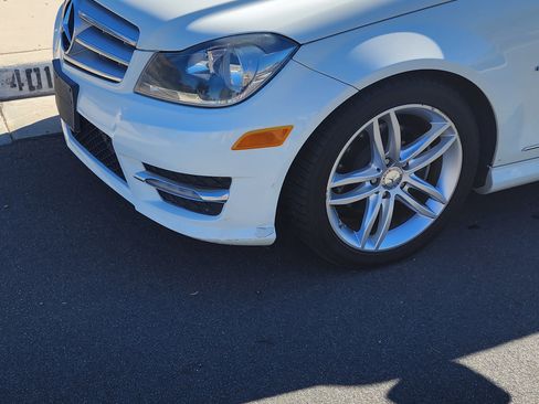 Used 2012 Mercedes-Benz C 250 Sedan image 9