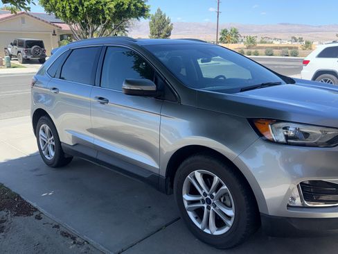 Used 2020 Ford Edge SEL FWD image 10