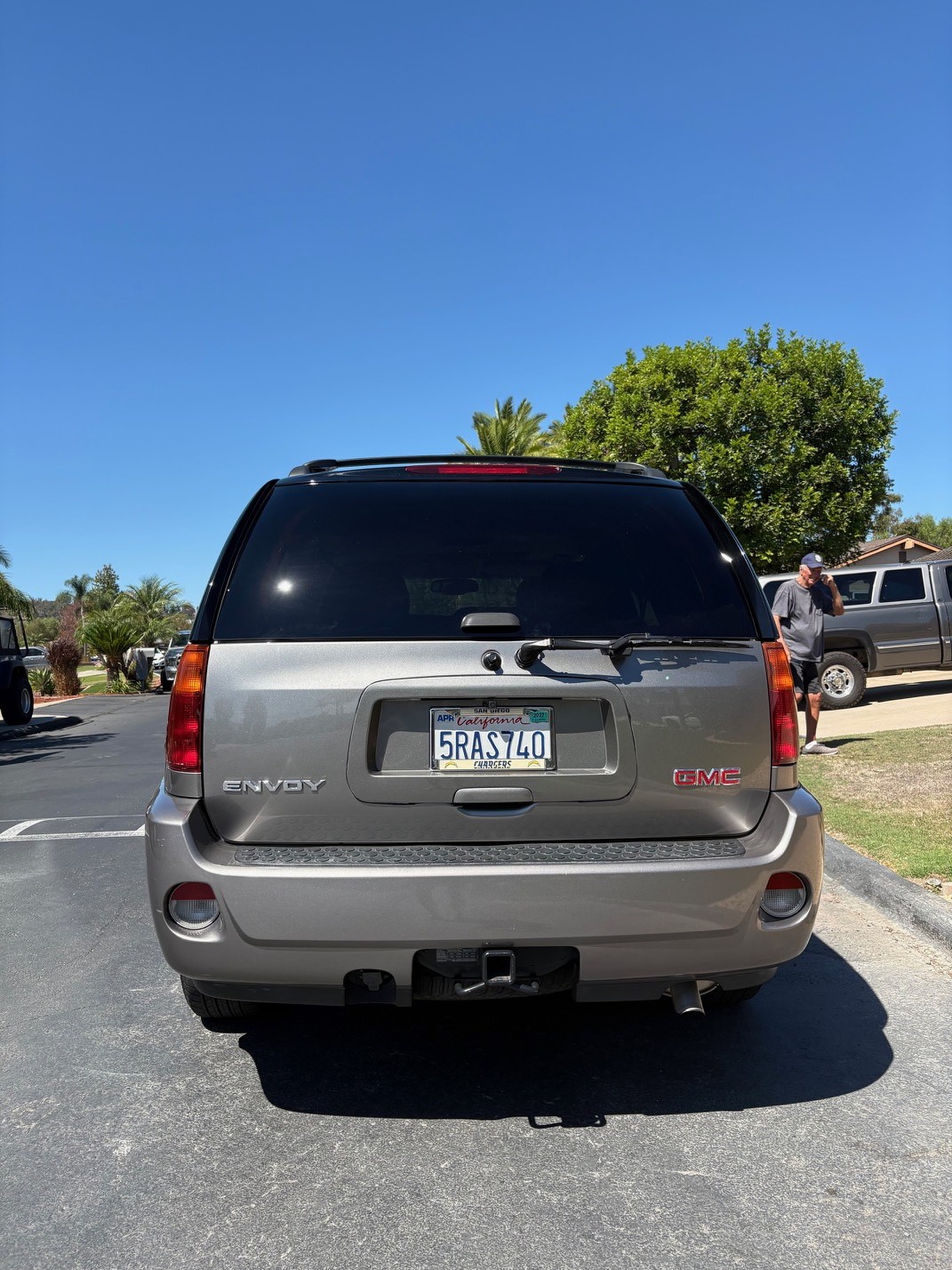 Used 2006 GMC Envoy Denali RWD image 9