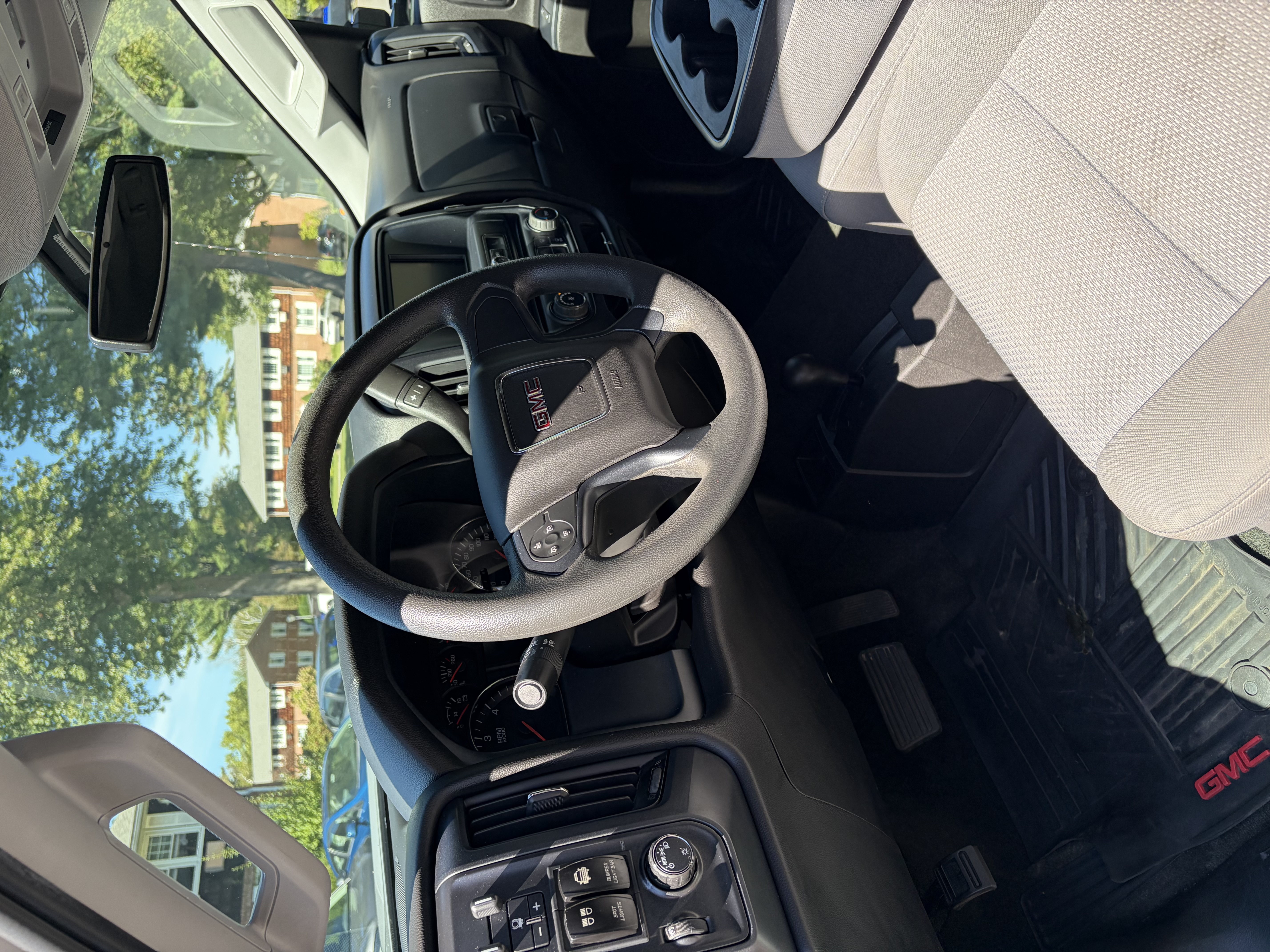 Used 2018 GMC Sierra 2500 4x4 Double Cab w/ Sierra Convenience Package image 21