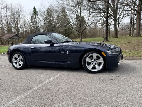 Used 2007 BMW Z4 3.0i image 1