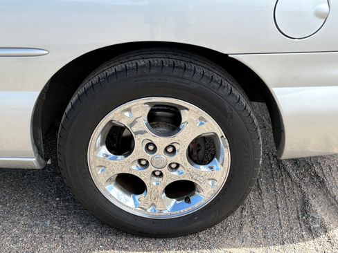 Used 2000 Chrysler Sebring JXI image 11