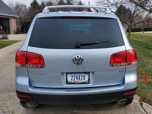 Used 2004 Volkswagen Touareg V8 AWD/4WD image 4