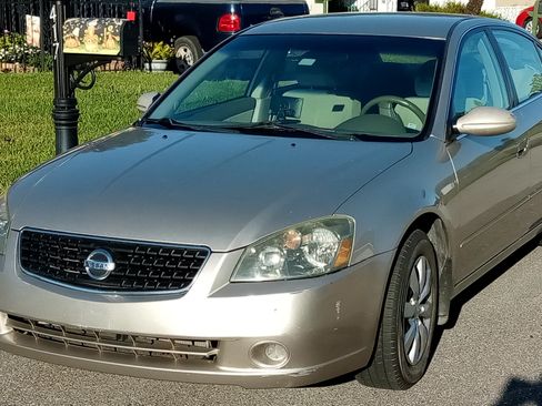 Used 2006 Nissan Altima 2.5 S w/ (P01) Special Edition Pkg image 3