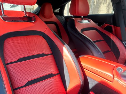 Used 2019 Mercedes-Benz AMG GT 63 image 25