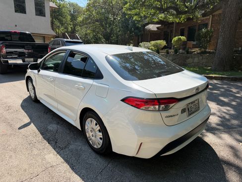 Used 2020 Toyota Corolla L FWD image 5