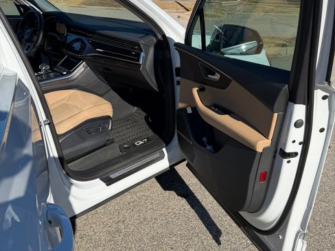 Used 2023 Audi Q7 3.0T Premium Plus image 5