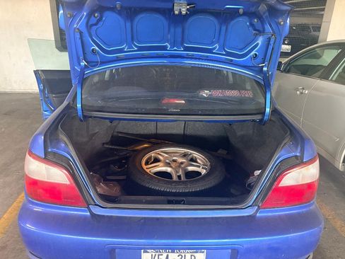 Used 2002 Subaru Impreza WRX Sedan AWD/4WD image 2