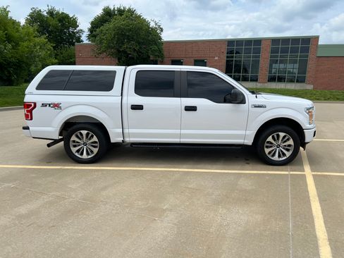 Used 2018 Ford F150 4x4 SuperCrew image 4