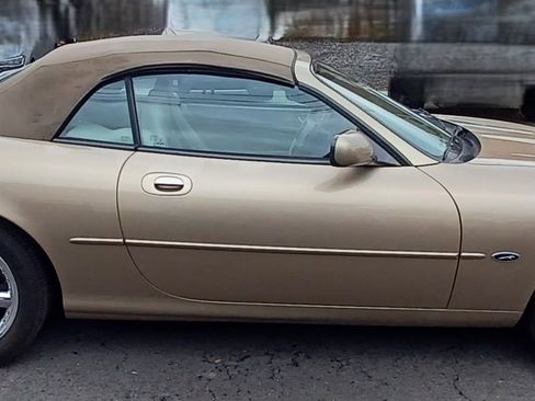 Used 2000 Jaguar XK8 Convertible RWD image 1