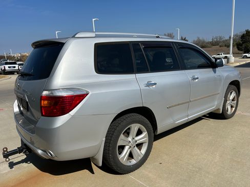 Used 2008 Toyota Highlander Limited w/ Tow Pkg image 14