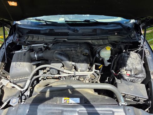 Used 2015 RAM 1500 Laramie w/ Convenience Group image 10