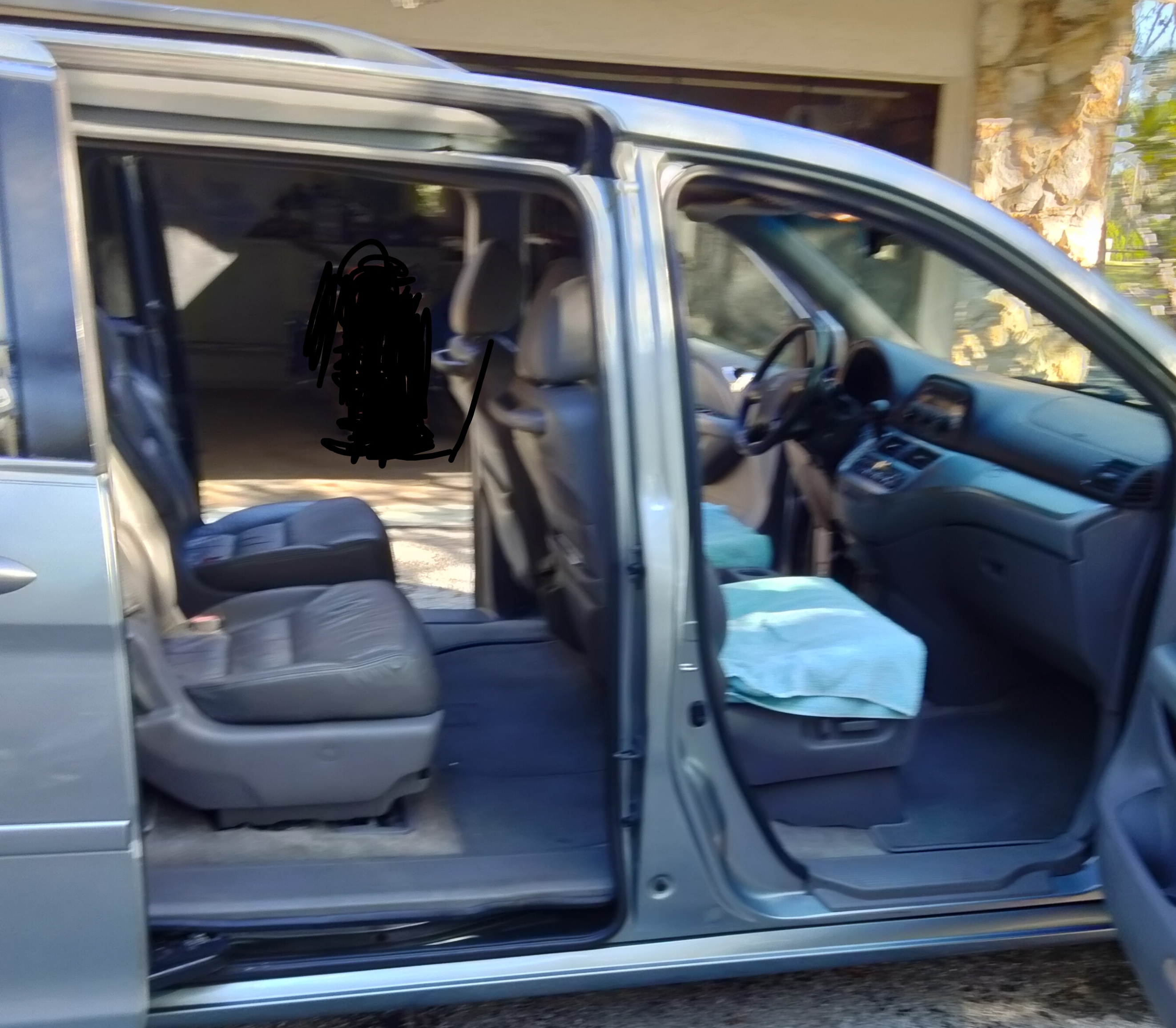 Used 2010 Honda Odyssey EX-L image 9