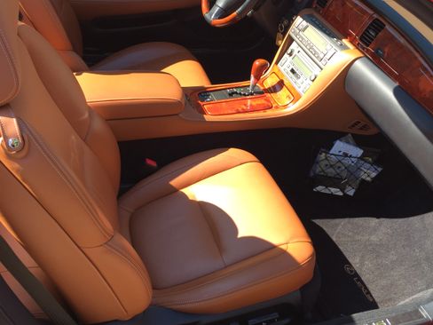Used 2002 Lexus SC 430 Convertible RWD image 11