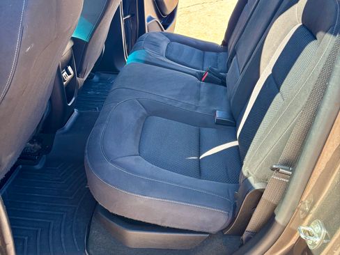 Used 2016 Chevrolet Colorado LT w/ LT Convenience Package image 10