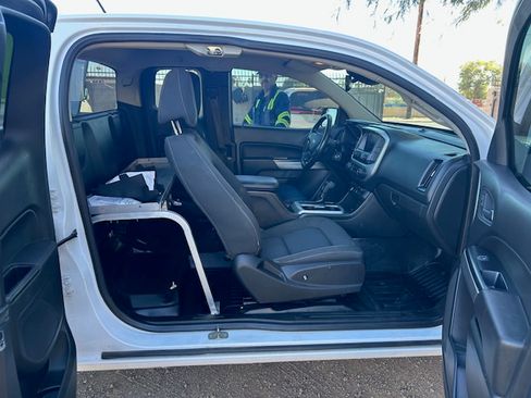 Used 2021 Chevrolet Colorado LT w/ Fleet Safety Package image 20