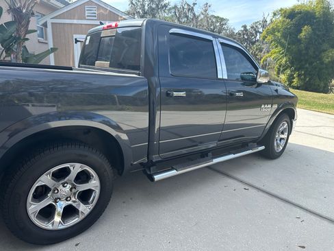 Used 2014 RAM 1500 Laramie w/ Convenience Group image 2