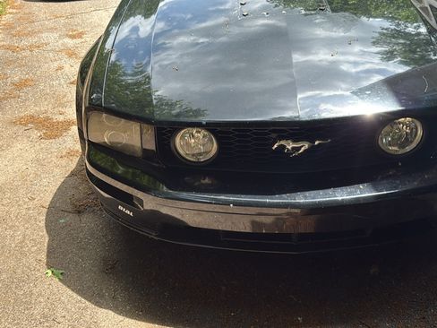 Used 2007 Ford Mustang GT RWD image 6
