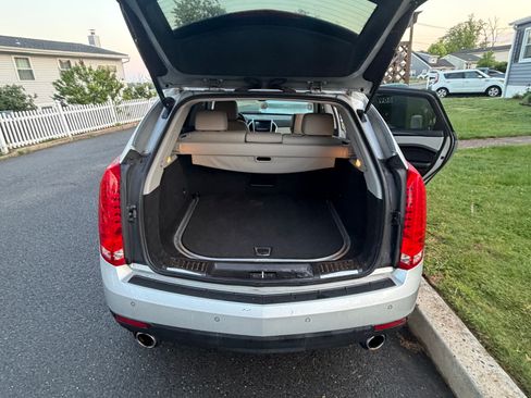 Used 2014 Cadillac SRX Performance w/ Driver Awareness Package AWD/4WD image 9