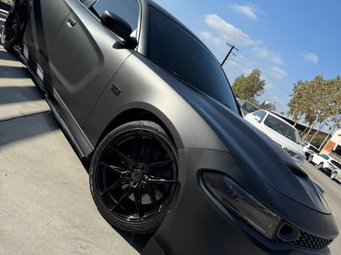 Used 2019 Dodge Charger Scat Pack w/ Navigation & Travel Group image 1