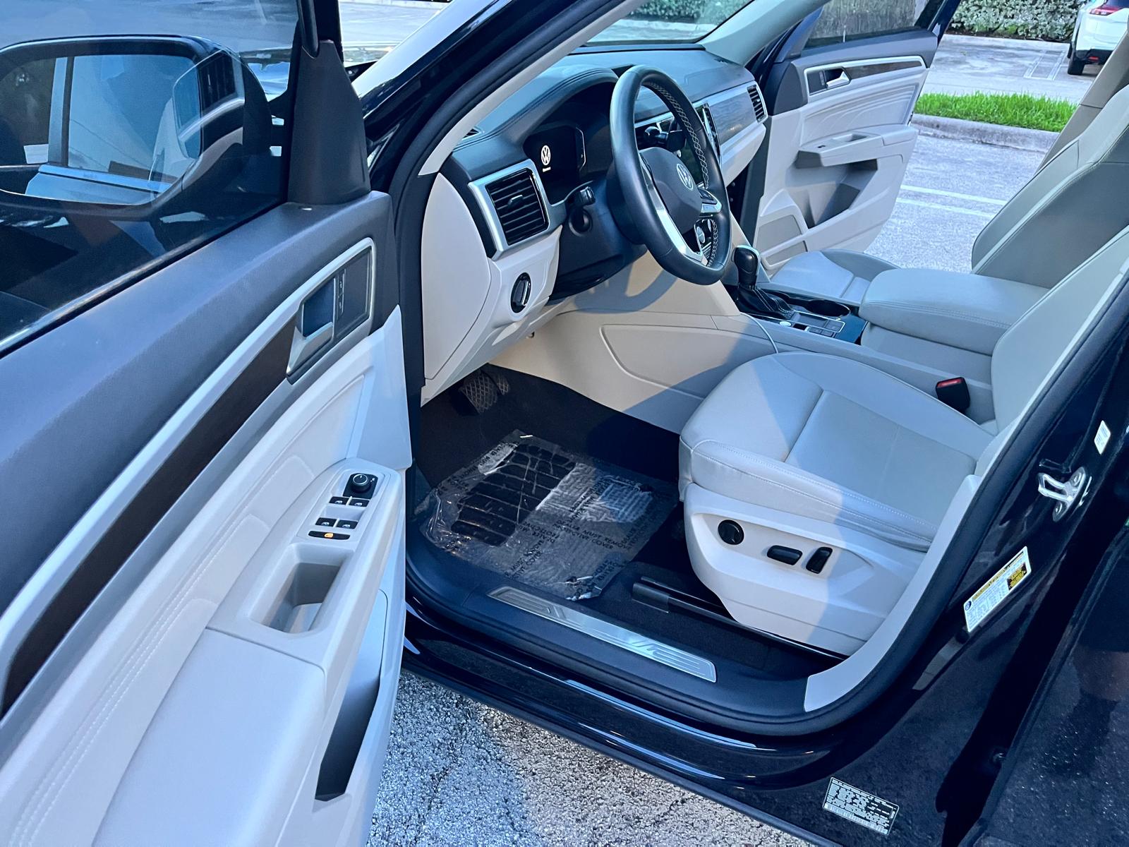 Used 2022 Volkswagen Atlas SE w/ Panoramic Sunroof Package FWD image 26
