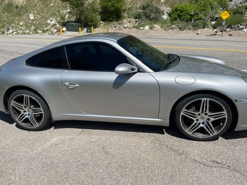 Used 2008 Porsche 911 Carrera RWD image 2