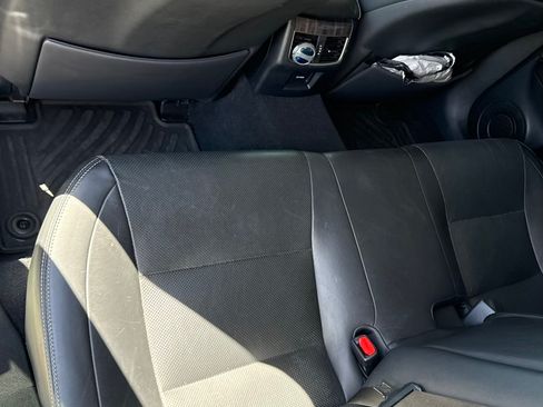 Used 2016 Lexus GS 350 AWD image 9