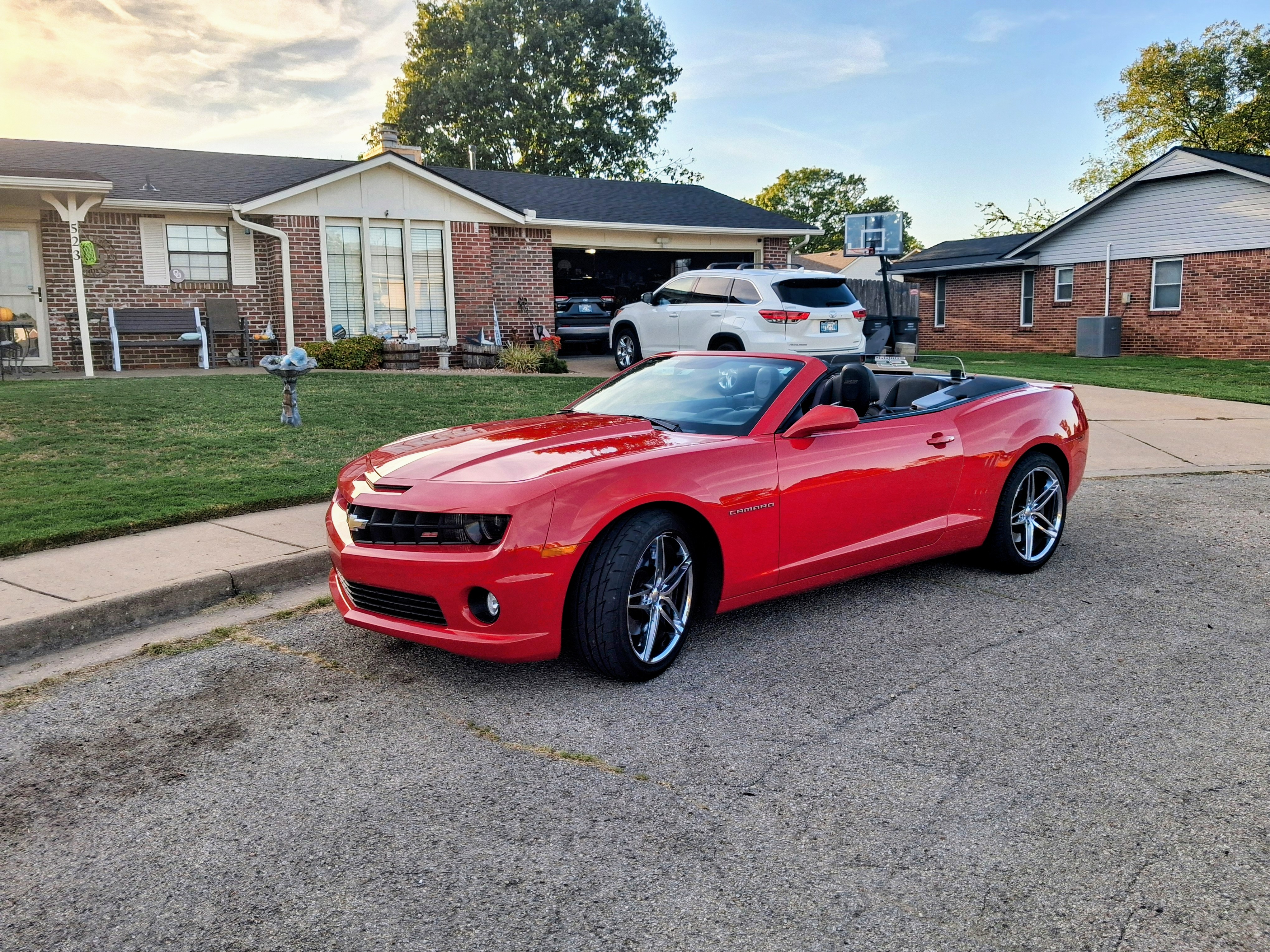 Used 2011 Chevrolet Camaro SS w/ RS Package RWD image 4