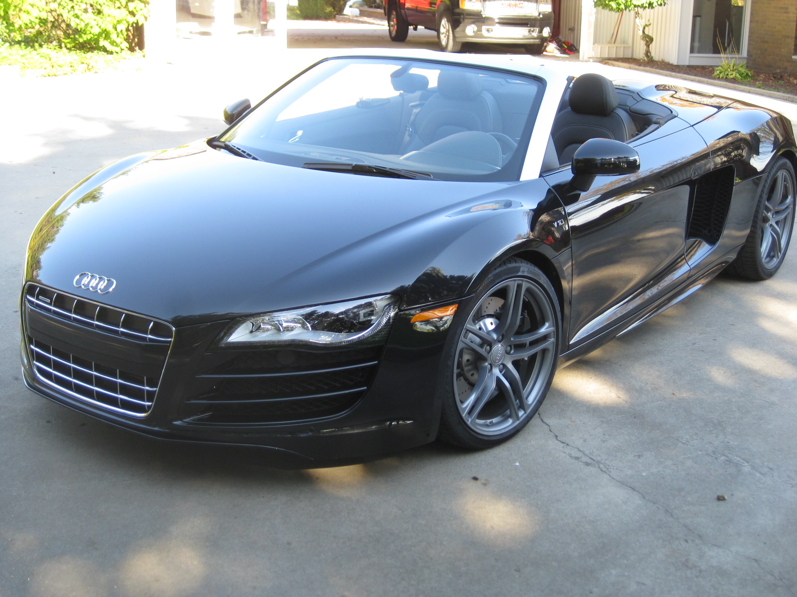 Used 2011 Audi R8 V10 AWD/4WD image 1