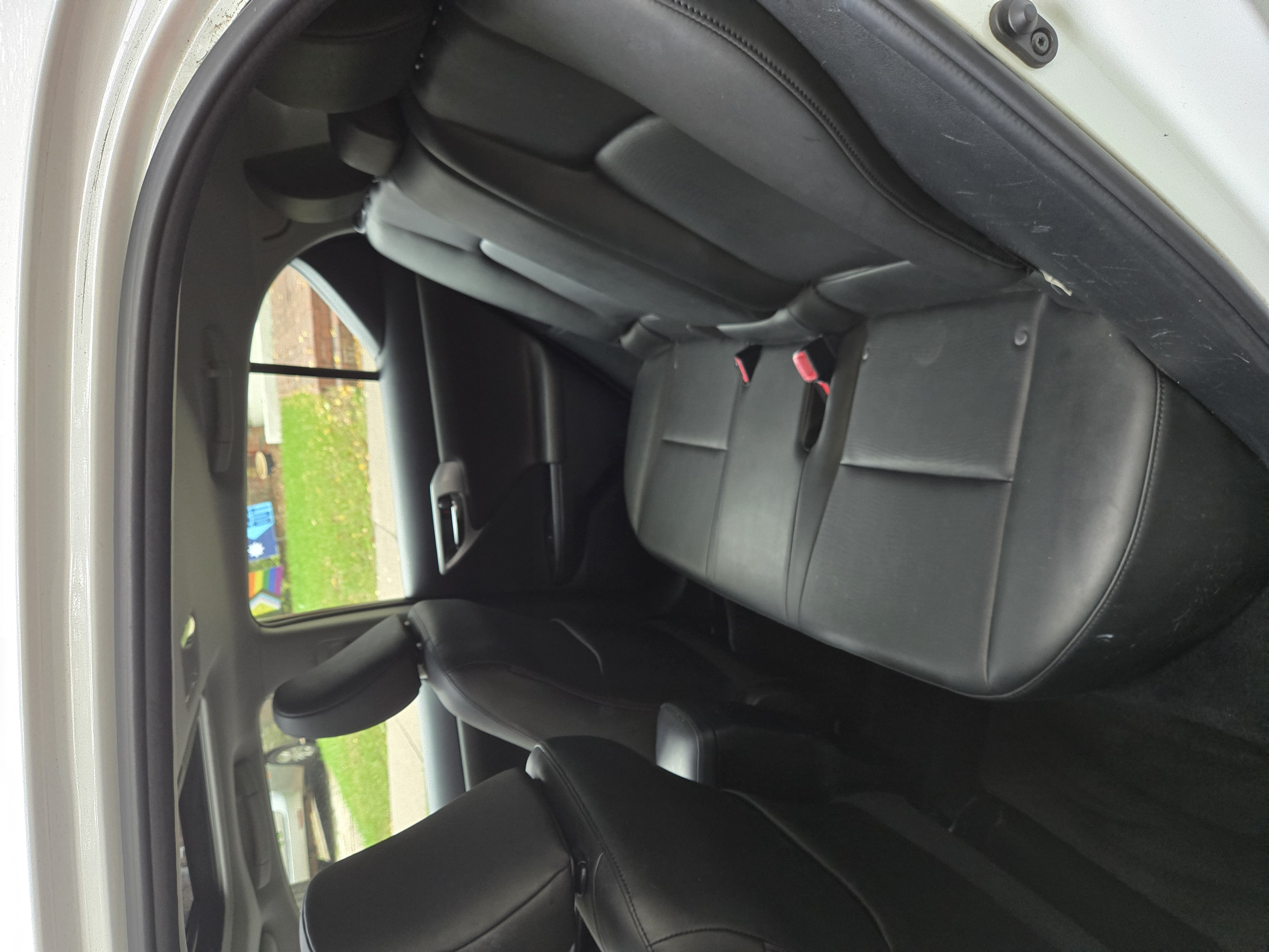 Used 2013 Lexus CT 200h w/ Seat Comfort Pkg FWD image 11