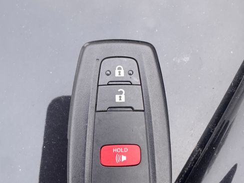 Used 2019 Toyota C-HR XLE image 20