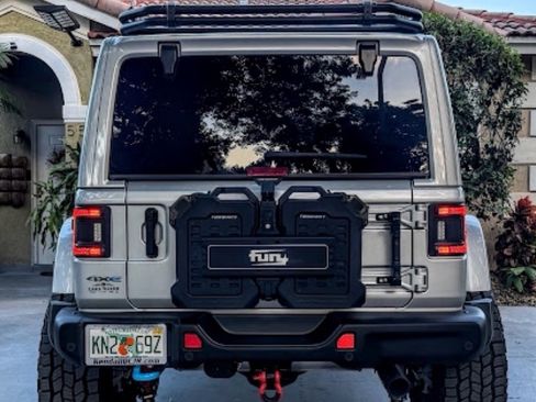 Used 2024 Jeep Wrangler Unlimited Rubicon 4xe image 6