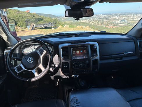 Used 2014 RAM 2500 Laramie image 10