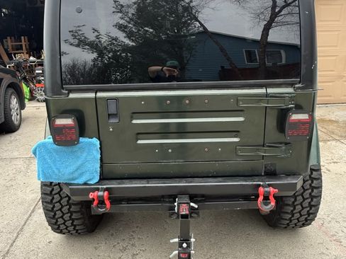 Used 1997 Jeep Wrangler Sahara AWD/4WD image 5