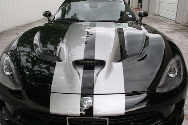 Used 2013 SRT Viper GTS w/ GTS Laguna Interior Pkg RWD image 8