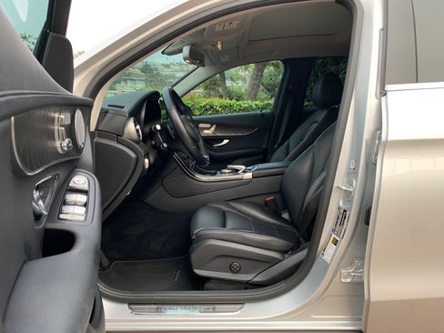 Used 2016 Mercedes-Benz GLC 300 image 23