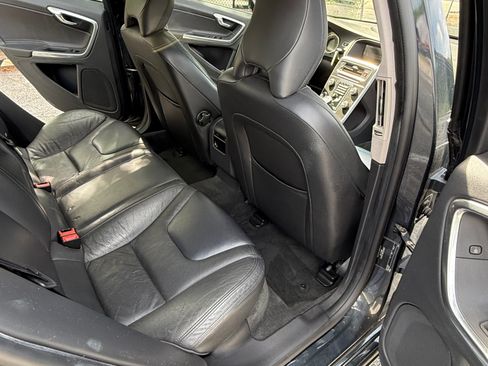 Used 2013 Volvo S60 T5 AWD/4WD image 9