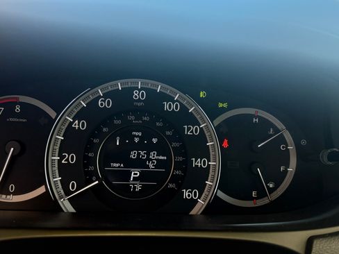 Used 2014 Honda Accord EX image 10