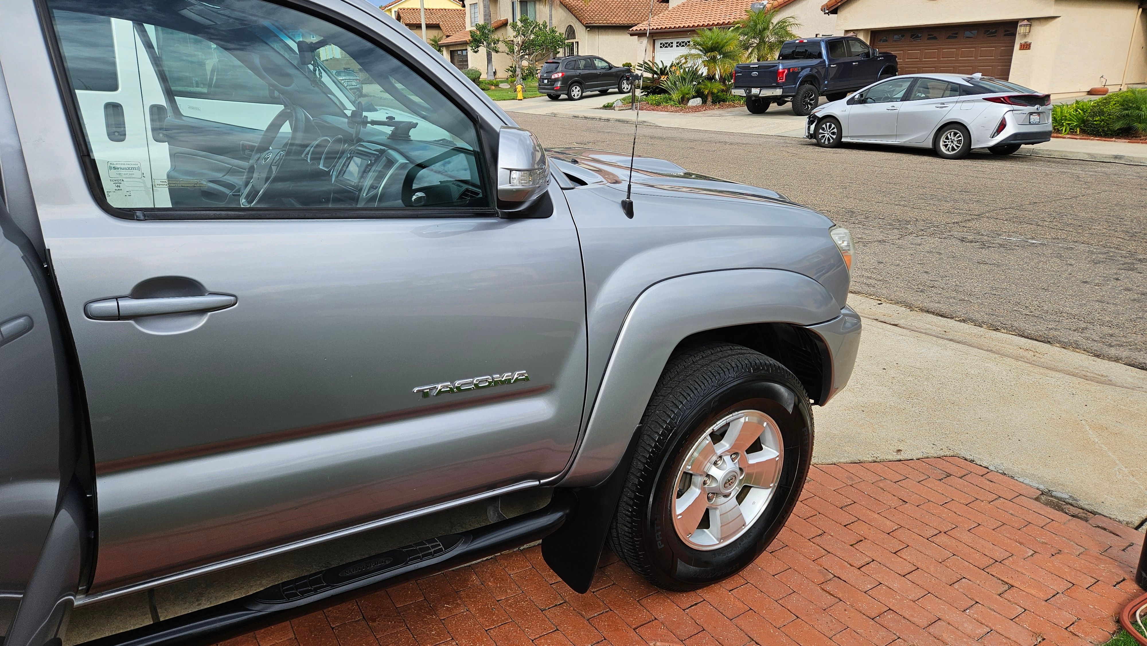 Used 2015 Toyota Tacoma PreRunner w/ TRD Sport Package RWD image 16