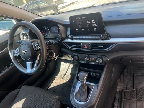 Used 2020 Kia Forte LXS image 6