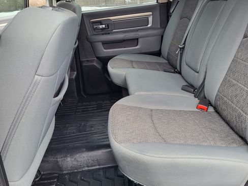 Used 2015 RAM 1500 Classic SLT w/ SLT Plus D←cor Group image 10