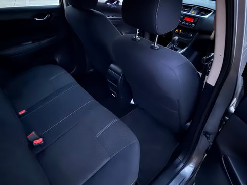 Used 2017 Nissan Sentra S image 15