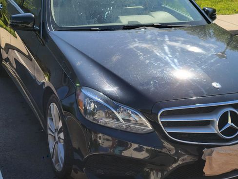 Used 2014 Mercedes-Benz E 350 4MATIC Sedan image 2