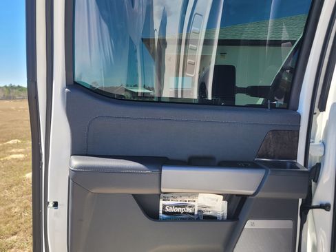 Used 2023 Ford F250 Lariat w/ Lariat Ultimate Package image 14