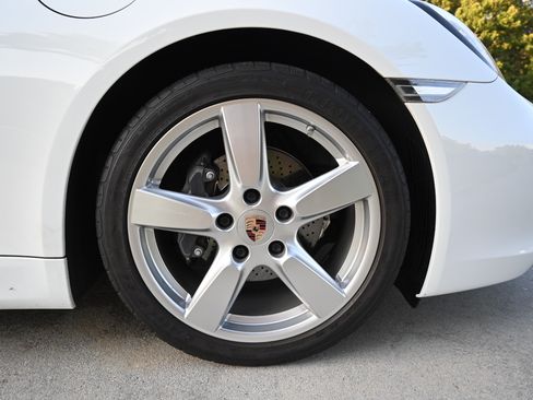Used 2014 Porsche Cayman RWD image 10