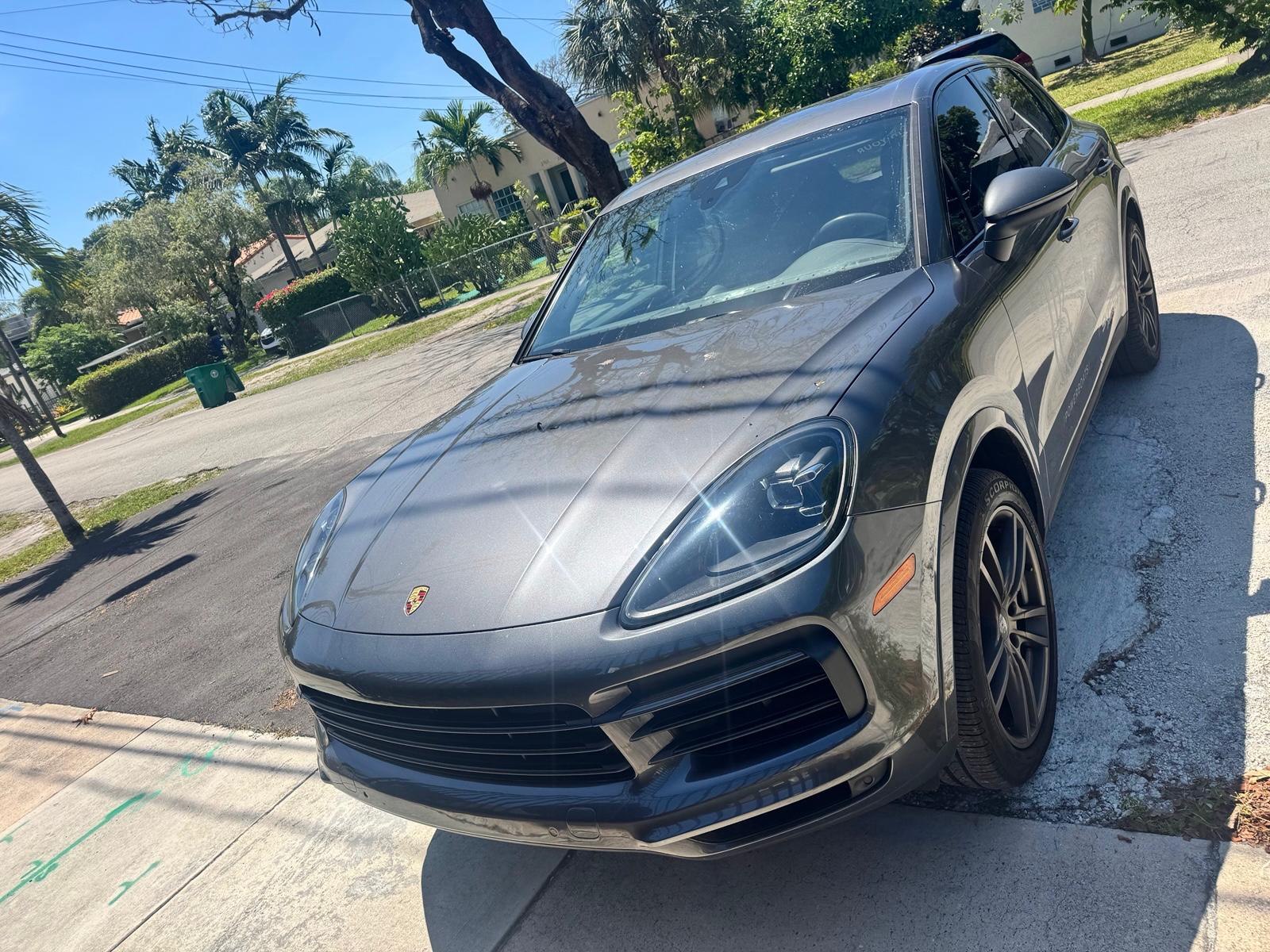 Used 2019 Porsche Cayenne AWD/4WD image 2