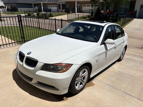 Used 2008 BMW 328i Sedan RWD image 1