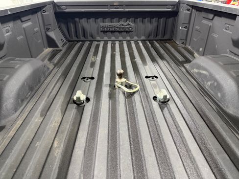 Used 2022 Chevrolet Silverado 3500 High Country image 13