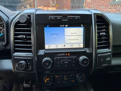 Used 2017 Ford F150 XLT w/ Equipment Group 302A Luxury AWD/4WD image 19